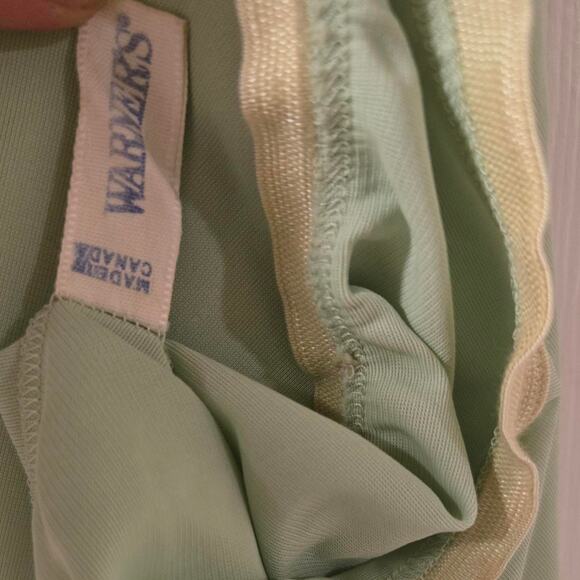 Vintage Warner’s Mint Green Half Slip with Lace Hem - Picture 4 of 4
